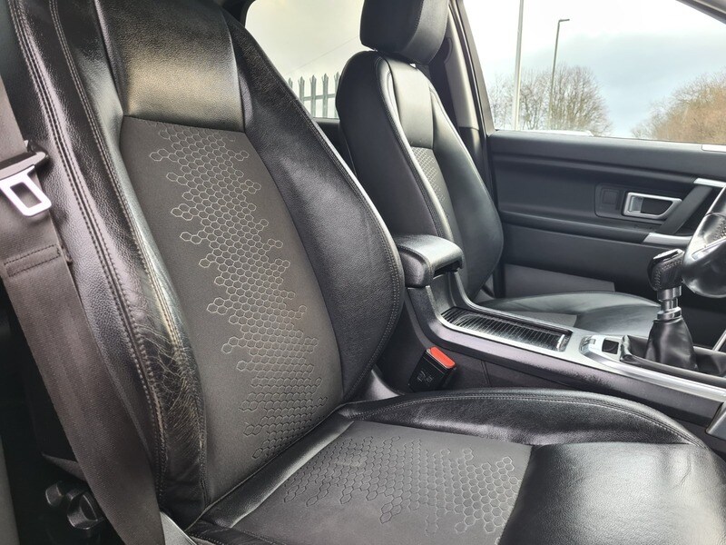 Used Land Rover Discovery Sport 2017 for sale - 77720692: Photo 9