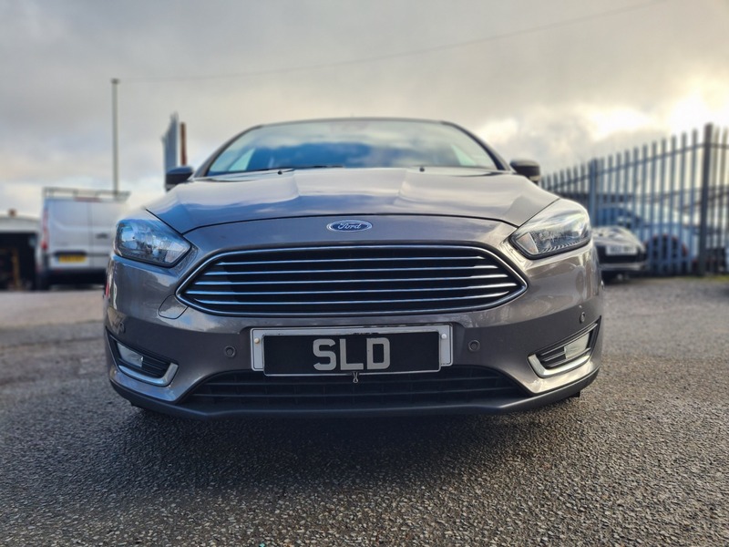 Used Ford Focus 2015 for sale - 77704160: Photo 2