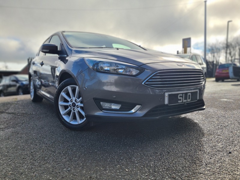 Used Ford Focus 2015 for sale - 77704160: Photo 4