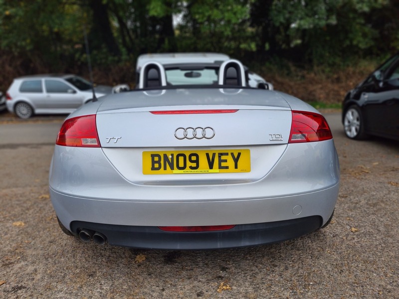 Used Audi TT 2009 for sale - 76323870: Photo 8