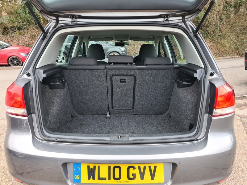 Used Volkswagen Golf 2010 for sale - 77968105: Photo 13