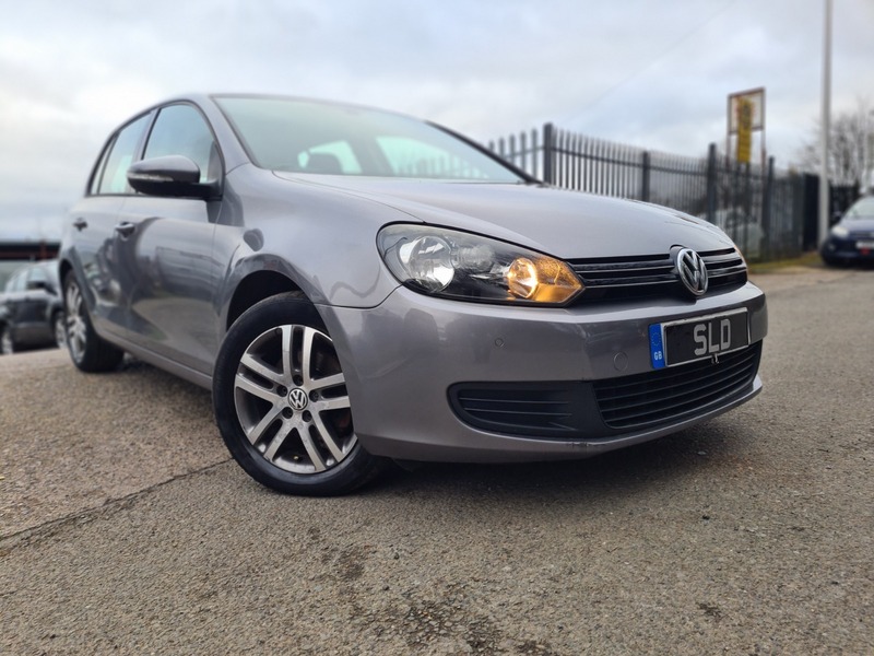 Used Volkswagen Golf 2010 for sale - 77968105: Photo 4