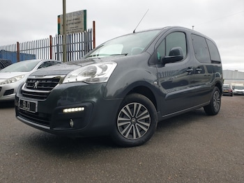 Used Peugeot Partner 2018 for sale - 75516536: Photo