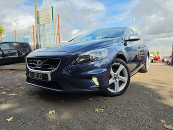 Used Volvo V40 2013 for sale - 79724256: Photo