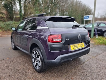 Used Citroen C4 Cactus 2016 for sale - 76686908: Photo