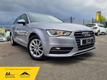 Used Audi A3 2014 for sale - 77154132: Photo