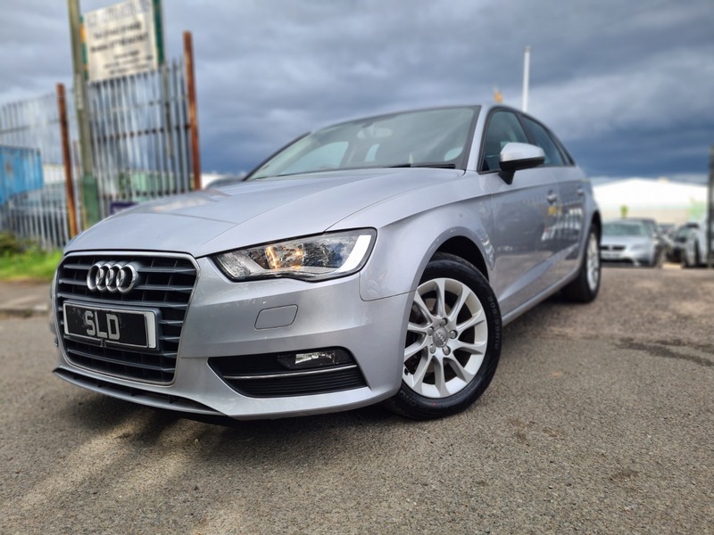 Used Audi A3 2014 for sale - 77154132: Photo 3