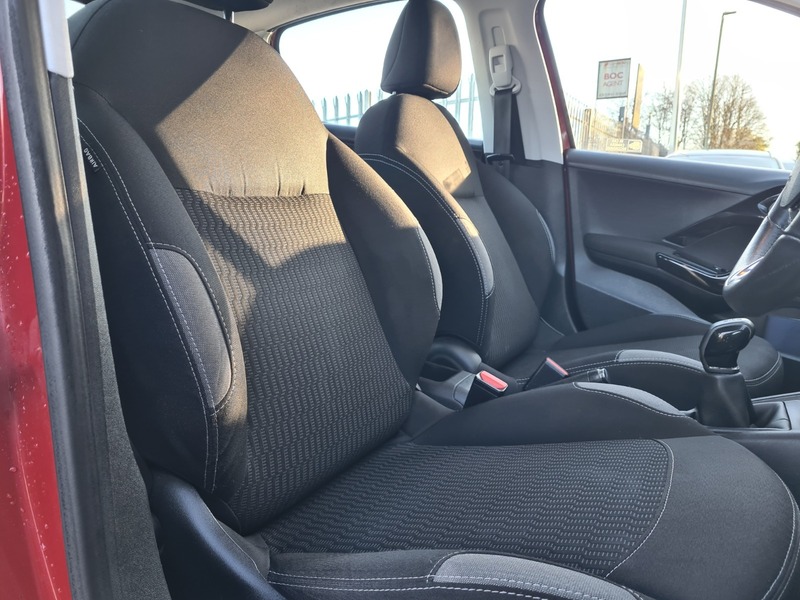 Used Peugeot 208 2016 for sale - 76643143: Photo 10