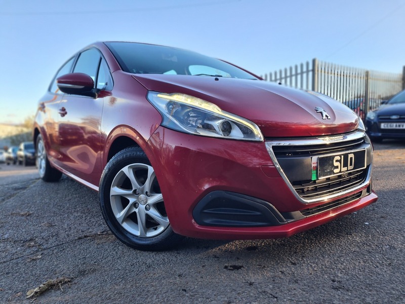 Used Peugeot 208 2016 for sale - 76643143: Photo 4