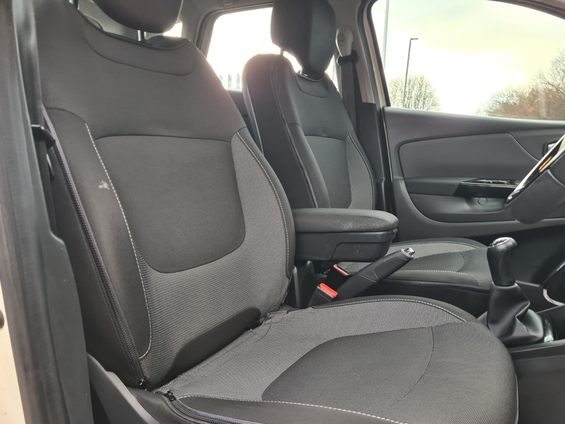 Used Renault Captur 2014 for sale - 77384948: Photo 9