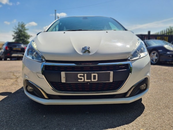Used Peugeot 208 2016 for sale - 75123212: Photo 2
