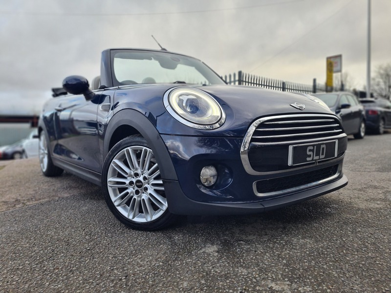 Used MINI Convertible 2017 for sale - 77547898: Photo 4
