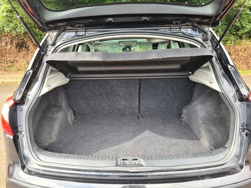 Used Nissan Qashqai 2013 for sale - 77681530: Photo 13