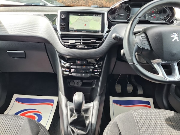 Used Peugeot 208 2019 for sale - 76313336: Photo 17