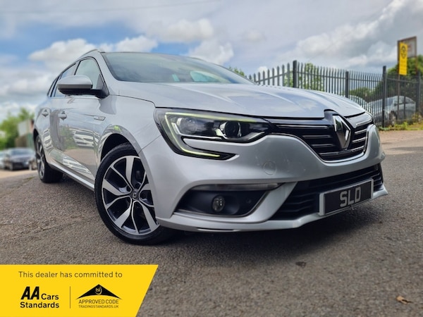 Used Renault Megane 2017 for sale - 74884855: Photo 1