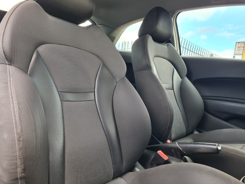 Used Audi A1 2011 for sale - 76699059: Photo 9