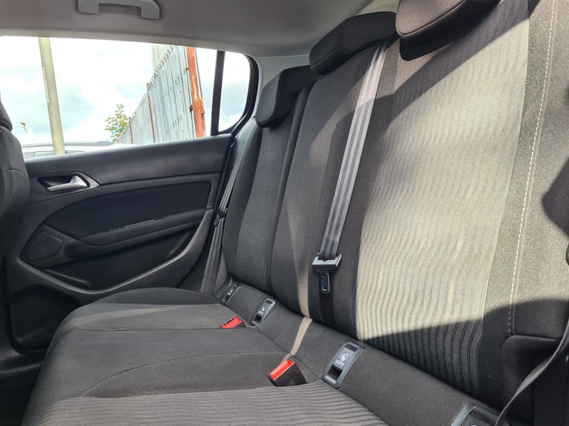 Used Peugeot 308 2015 for sale - 76185853: Photo 14