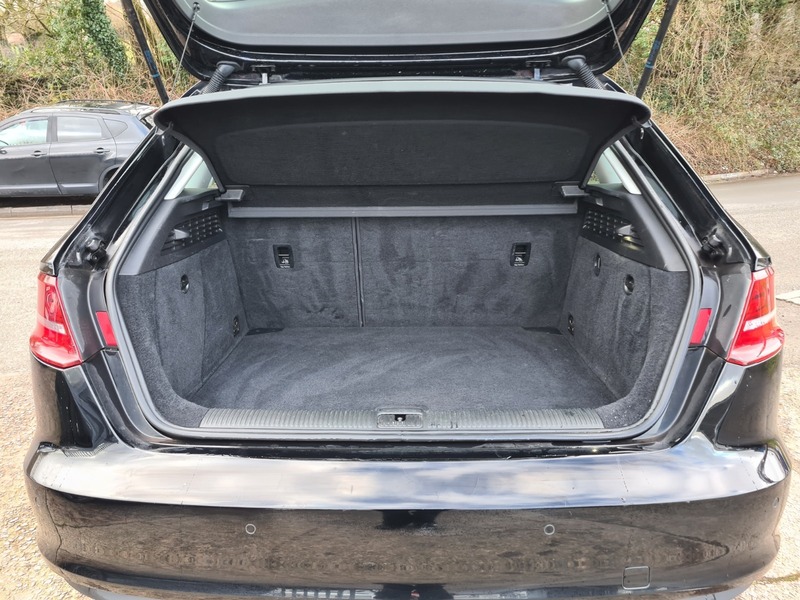 Used Audi A3 2014 for sale - 77547923: Photo 12