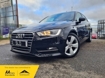 Used Audi A3 2014 for sale - 77547923: Photo