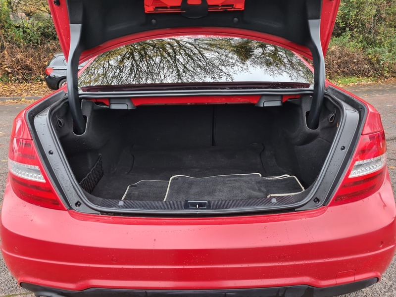 Used Mercedes-Benz C Class 2015 for sale - 76583011: Photo 12