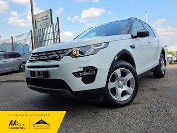 Used Land Rover Discovery Sport 2015 for sale - 79245888: Photo
