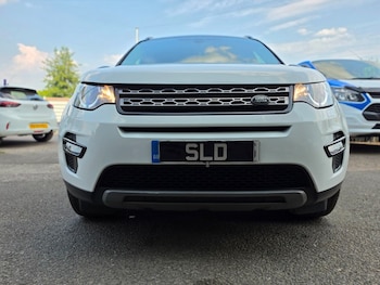 Used Land Rover Discovery Sport 2015 for sale - 79245888: Photo