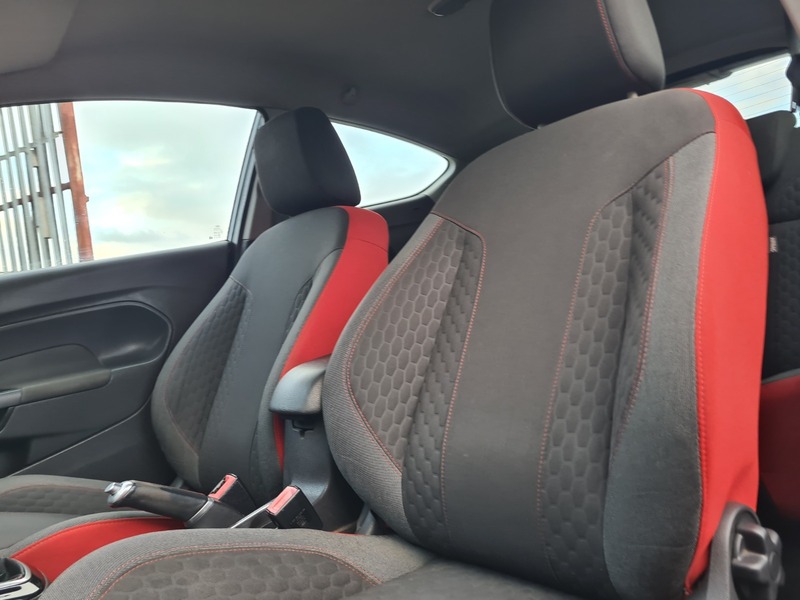 Used Ford Fiesta 2015 for sale - 77356916: Photo 10