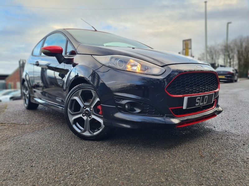 Used Ford Fiesta 2015 for sale - 77356916: Photo 4