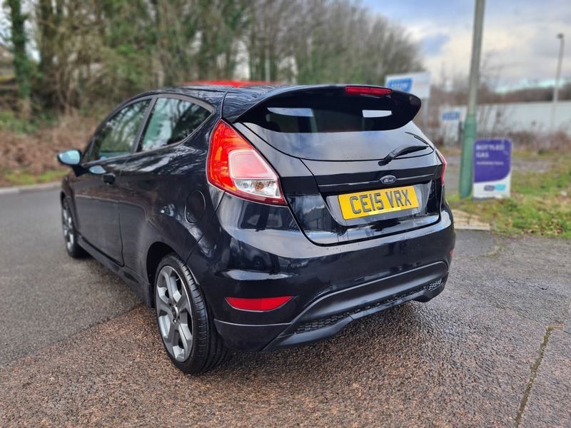 Used Ford Fiesta 2015 for sale - 77356916: Photo 7