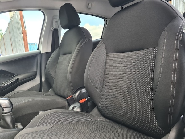 Used Peugeot 208 2019 for sale - 75243185: Photo 15