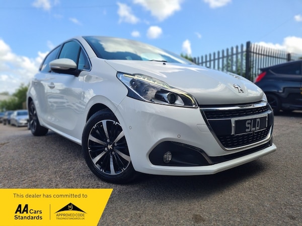Used Peugeot 208 2019 for sale - 75243185: Photo 1