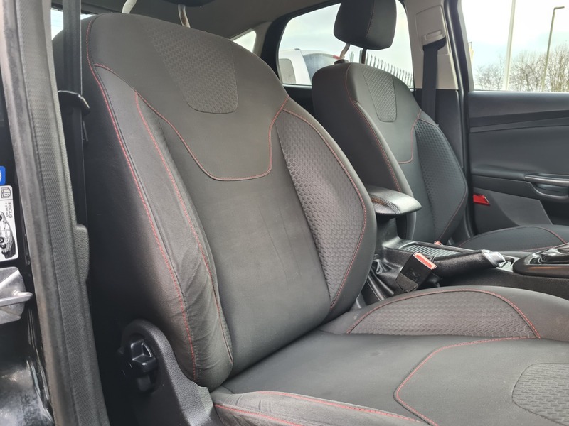 Used Ford Focus 2015 for sale - 77465401: Photo 9