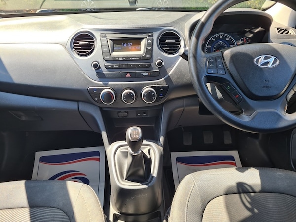 Used Hyundai i10 2017 for sale - 75098529: Photo 16