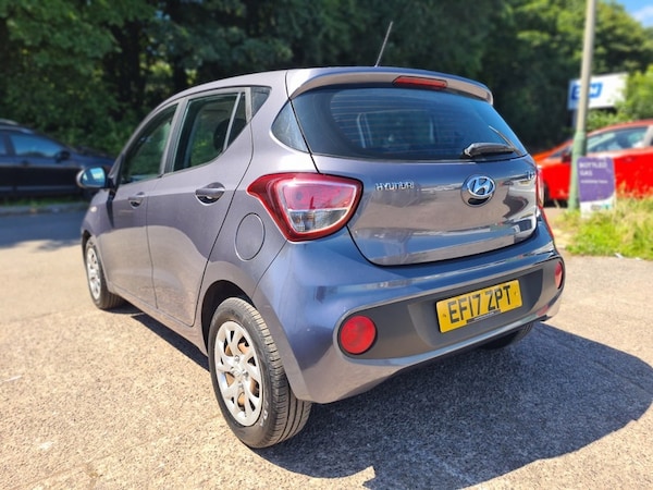 Used Hyundai i10 2017 for sale - 75098529: Photo 7