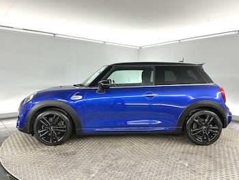 Used MINI Hatch 2020 for sale - 77759670: Photo