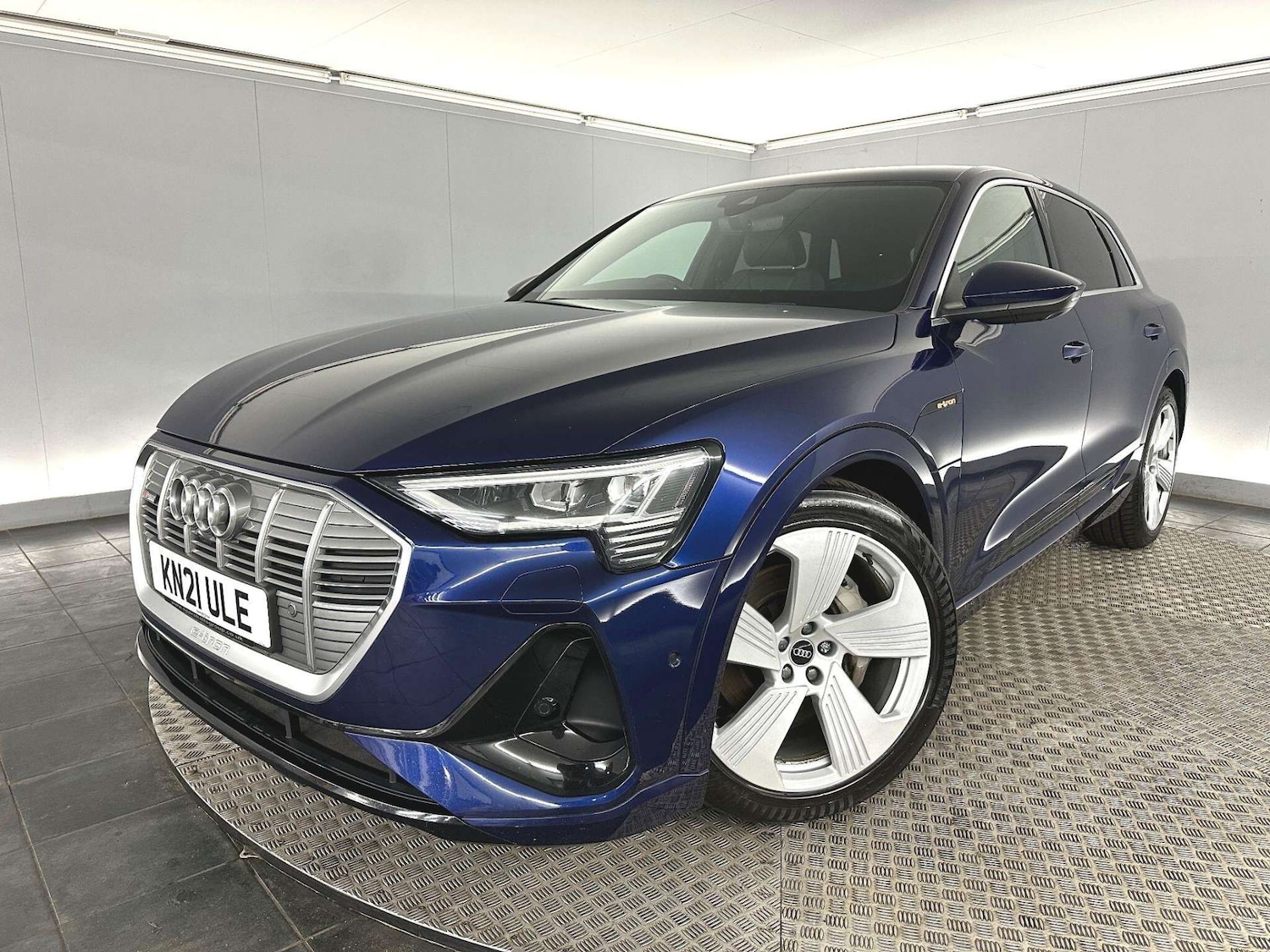 Used Audi e-tron 2021 for sale - 77590702: Photo 3