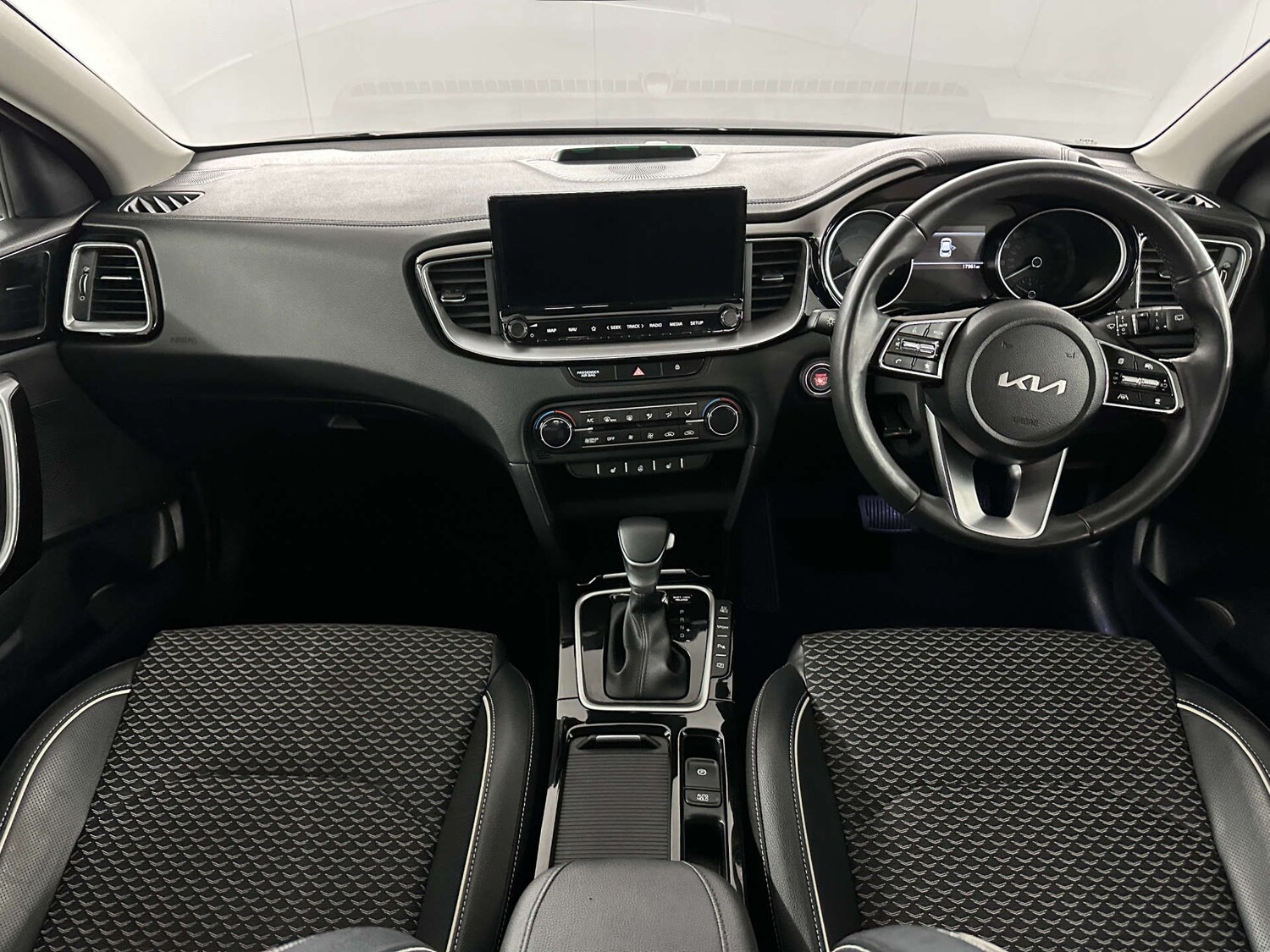 Used Kia XCeed 2023 for sale - 77759697: Photo 14