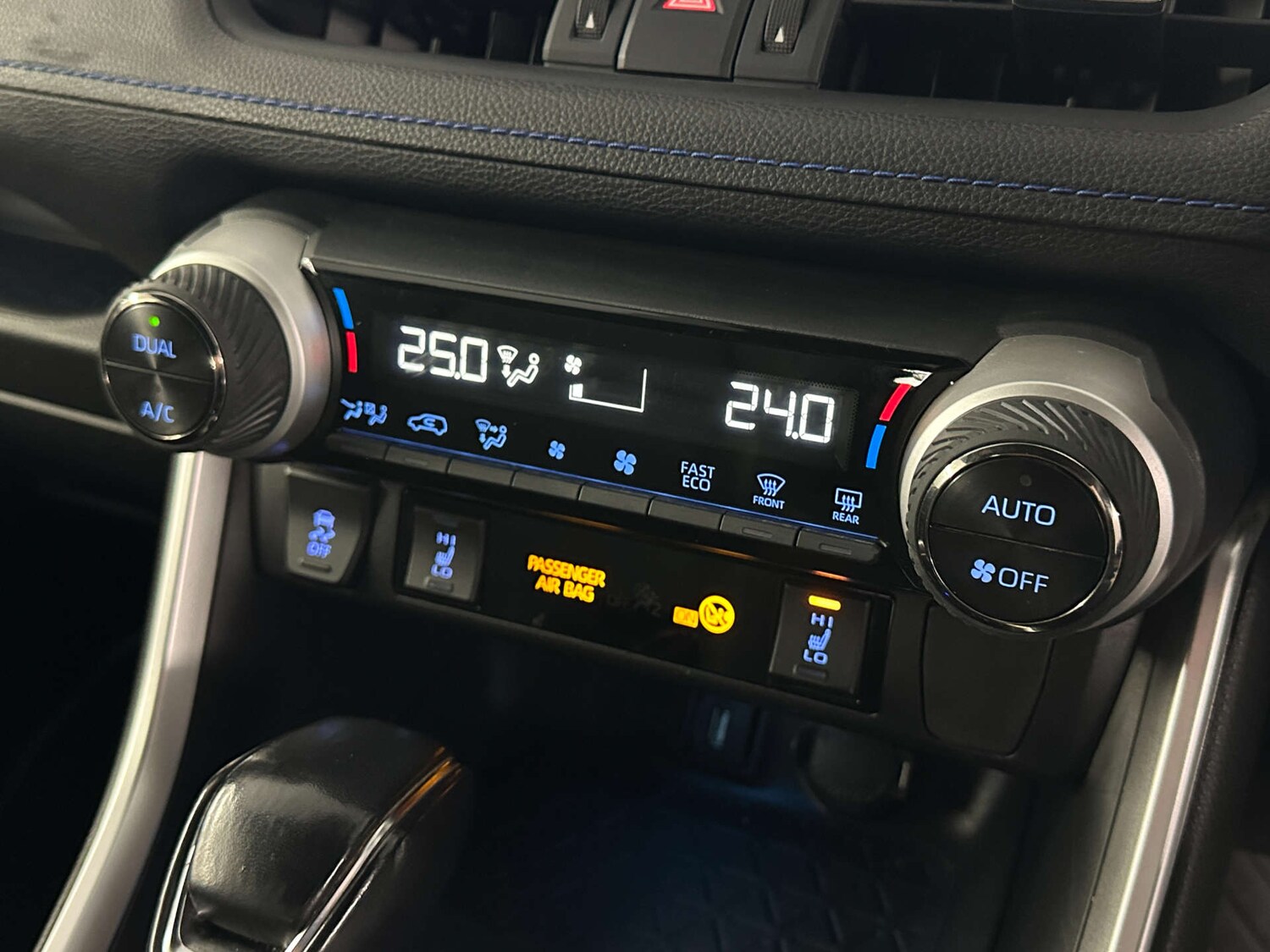 Used Toyota RAV4 2022 for sale - 77590767: Photo 24