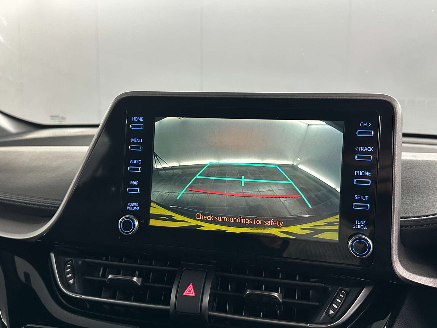 Used Toyota C-HR 2023 for sale - 77590711: Photo 27