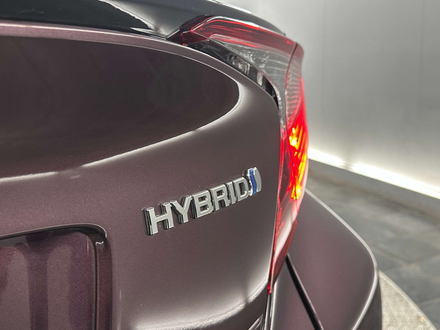 Used Toyota C-HR 2023 for sale - 77590711: Photo 34