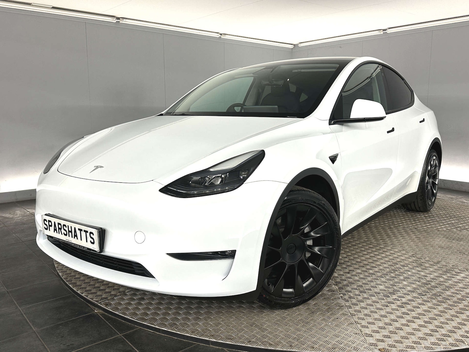 Used Tesla Model Y 2023 for sale - 77590740: Photo 3