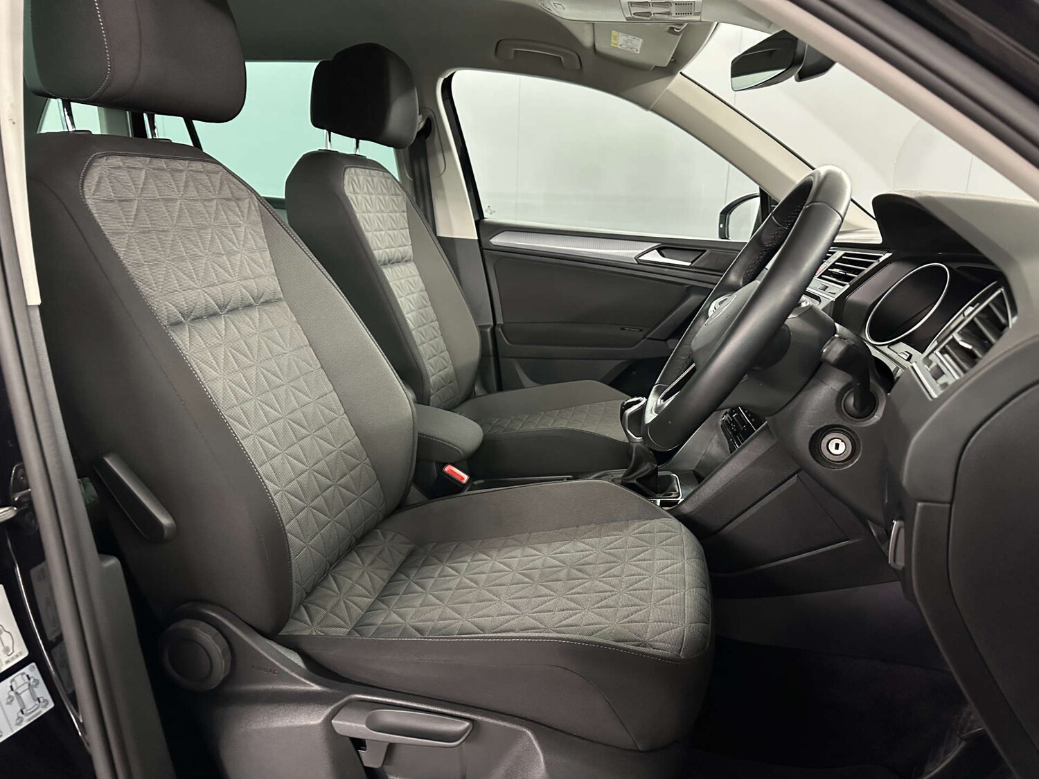 Used Volkswagen Tiguan 2021 for sale - 77590795: Photo 12