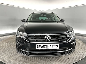 Used Volkswagen Tiguan 2021 for sale - 77590795: Photo