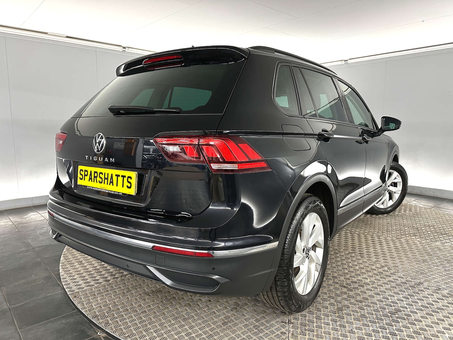 Used Volkswagen Tiguan 2021 for sale - 77590795: Photo 9