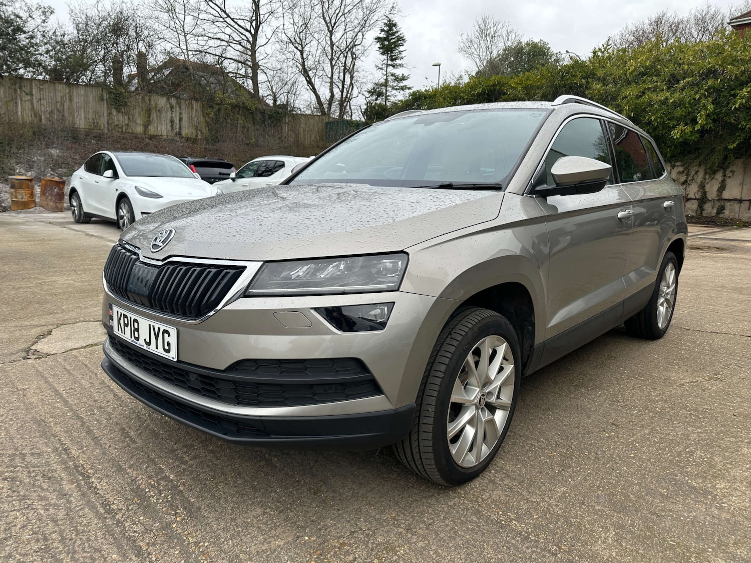 Used Skoda Karoq 2018 for sale - 77903096: Photo 2