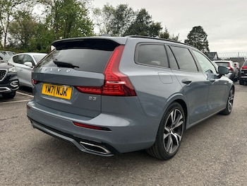 Used Volvo V60 2022 for sale - 78266693: Photo