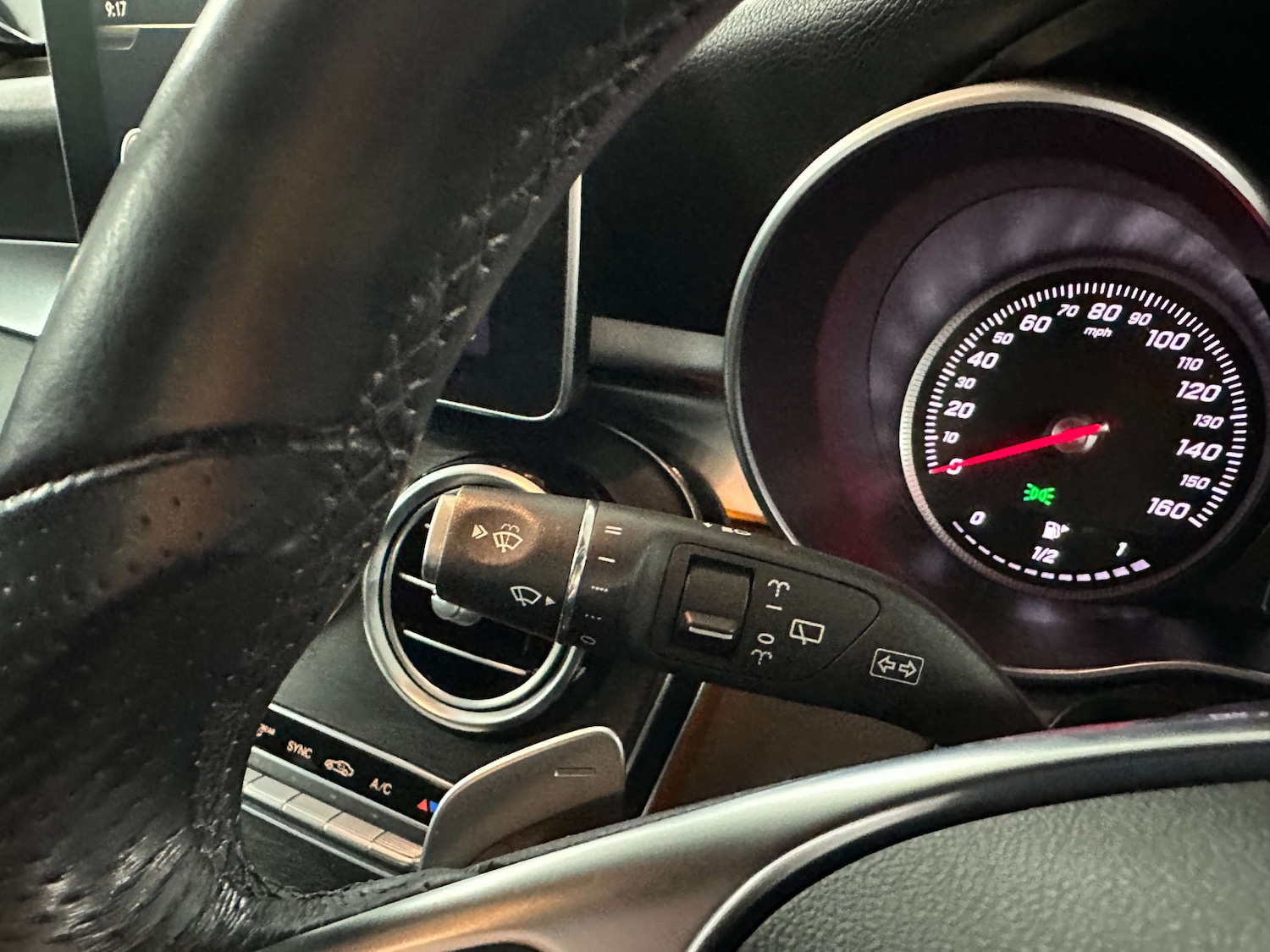 Used Mercedes-Benz GLC 2019 for sale - 77590773: Photo 30