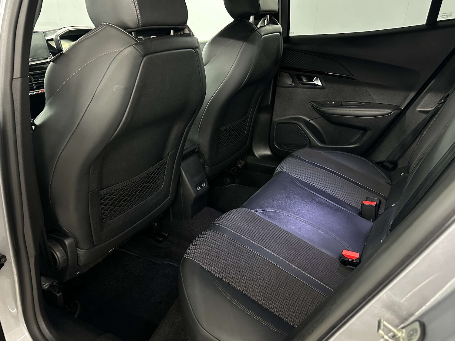 Used Peugeot 2008 2023 for sale - 77905729: Photo 13