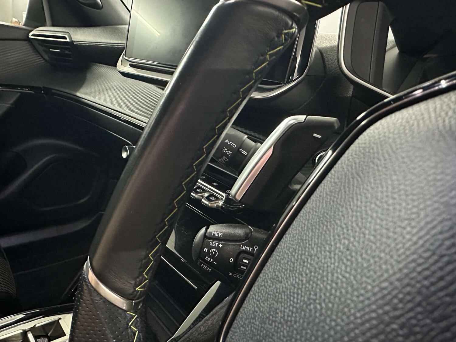 Used Peugeot 2008 2023 for sale - 77905729: Photo 22