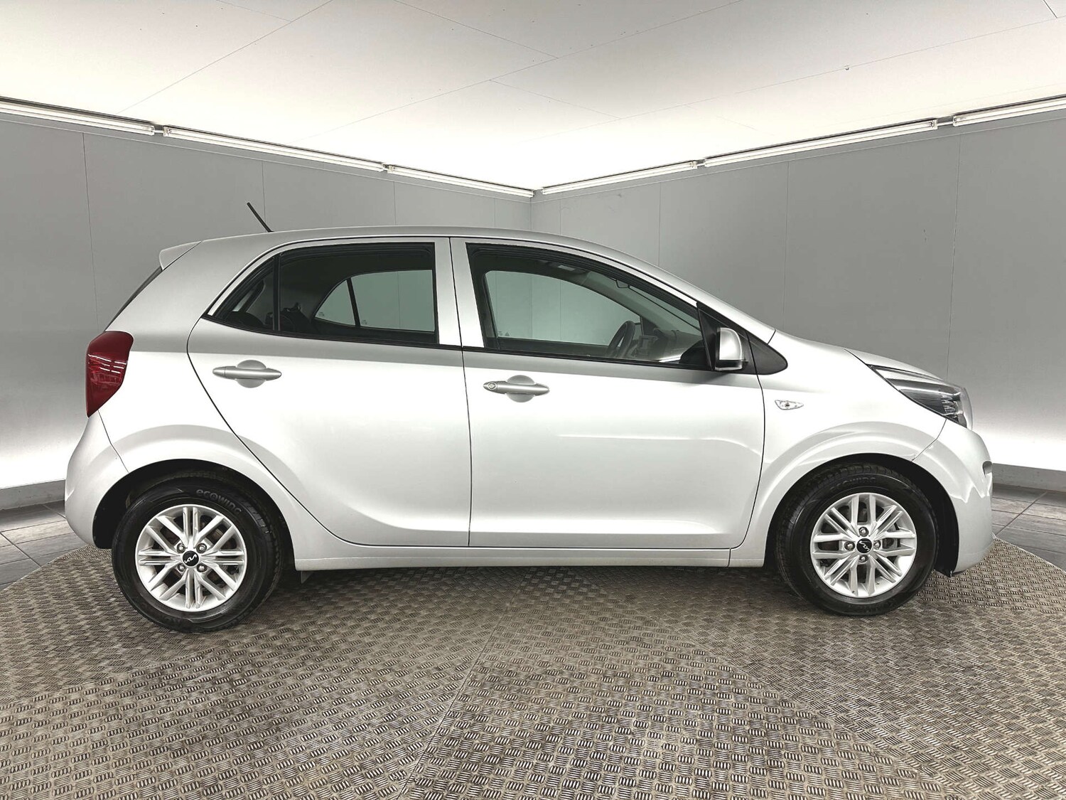 Used Kia Picanto 2021 for sale - 77590731: Photo 8
